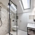 Hisa F5 Hotell Ljubljana