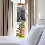 Hisa F5 Hotell *